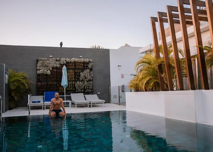 Silvi By Tam מלון