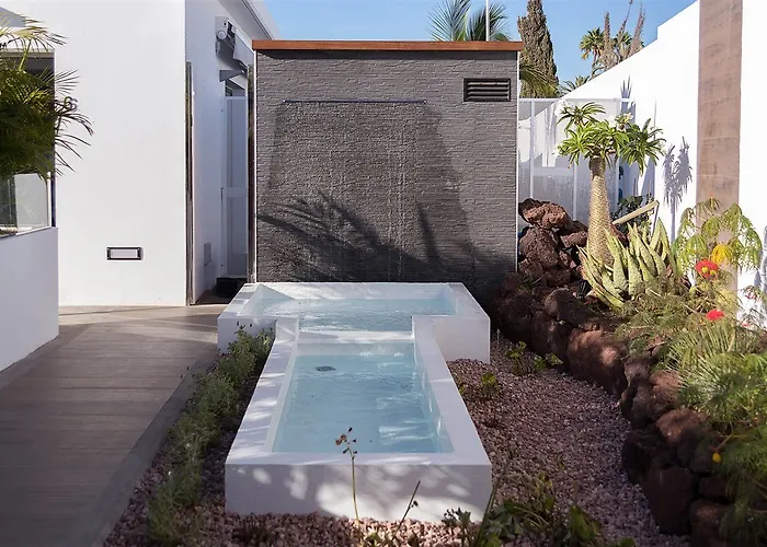 호텔 Silvi By Tam 5*